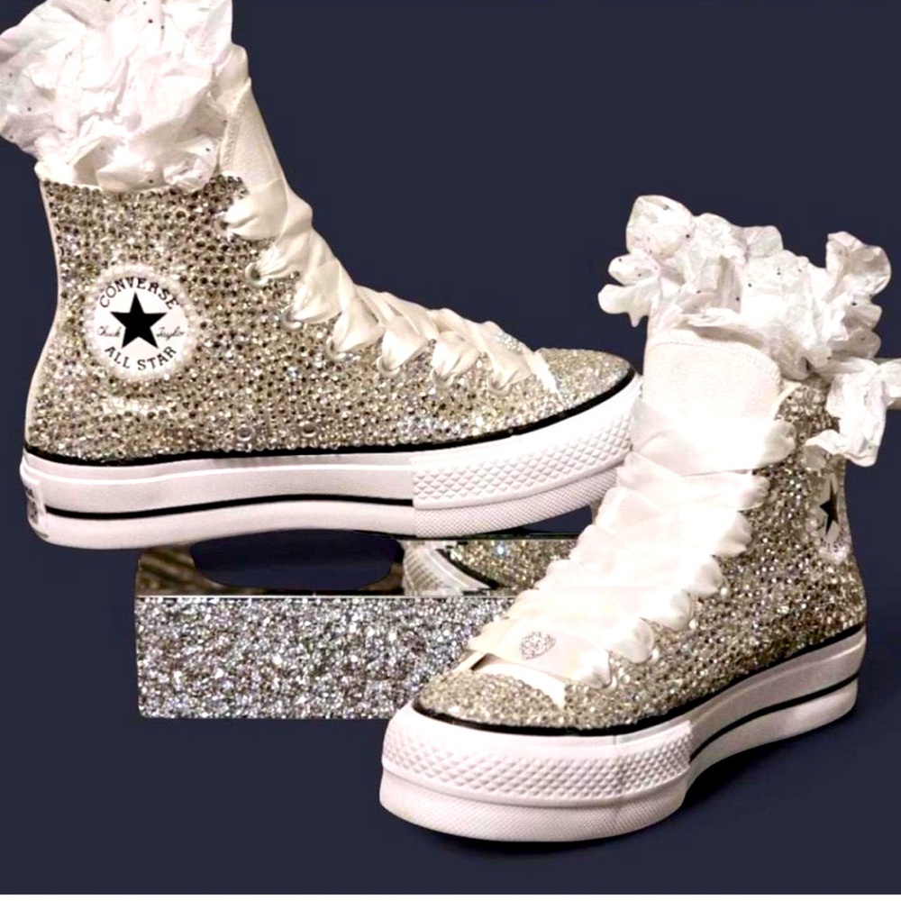🔥Lowest & Last🔥Converse Original Women’s Blinged Out Chucks Size 7.5 🔹Gorgeous🔹